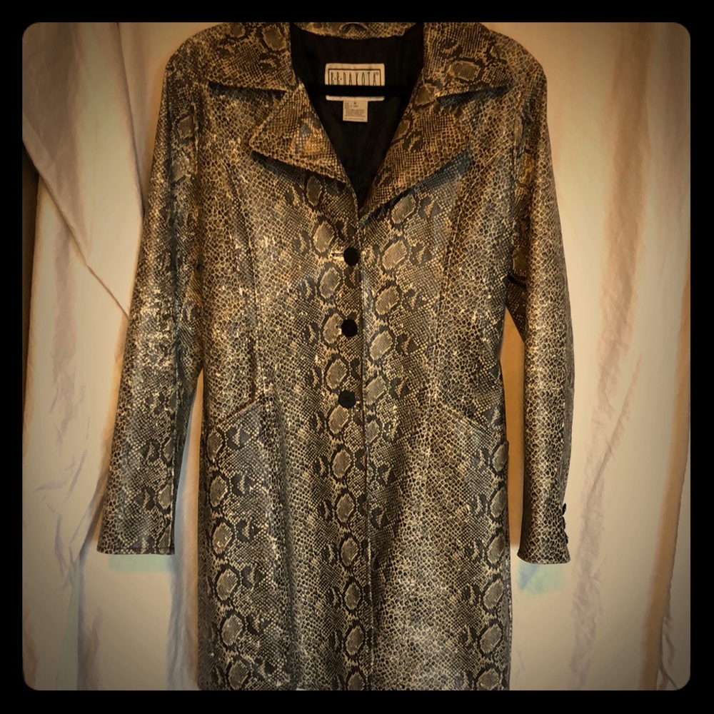 B B Dakota Trench Coat